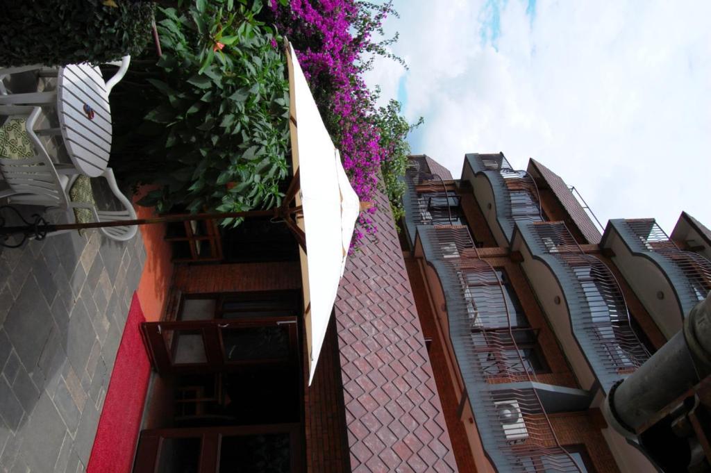 Hotel Sunset View Catmandu Exterior foto